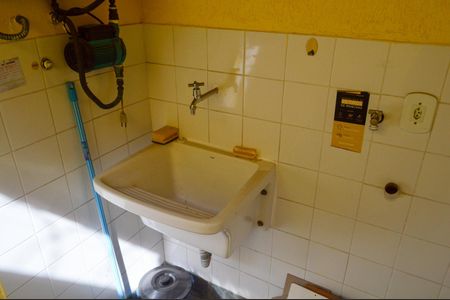 Casa de condomínio para alugar com 112m², 3 quartos e 2 vagas Casa de condomínio para alugar com 112m², 3 quartos e 2 vagasÁrea de Serviço