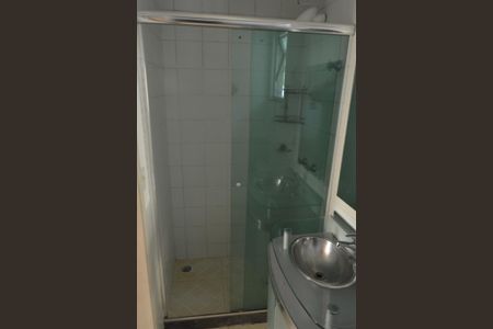 Casa de condomínio para alugar com 112m², 3 quartos e 2 vagas Casa de condomínio para alugar com 112m², 3 quartos e 2 vagasBanheiro da Suíte