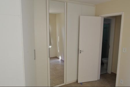 Casa de condomínio para alugar com 112m², 3 quartos e 2 vagas Casa de condomínio para alugar com 112m², 3 quartos e 2 vagasSuíte