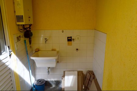 Casa de condomínio para alugar com 112m², 3 quartos e 2 vagas Casa de condomínio para alugar com 112m², 3 quartos e 2 vagasÁrea de Serviço