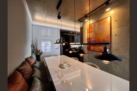 Apartamento à venda com 140m², 2 quartos e 4 vagas Apartamento à venda com 140m², 2 quartos e 4 vagasSala de Jantar