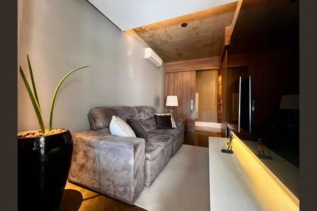 Apartamento à venda com 140m², 2 quartos e 4 vagas Apartamento à venda com 140m², 2 quartos e 4 vagasSala de TV