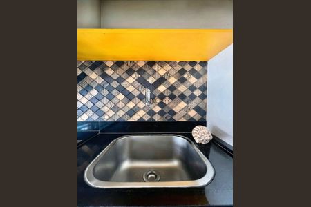 Apartamento à venda com 140m², 2 quartos e 4 vagas Apartamento à venda com 140m², 2 quartos e 4 vagasÁrea de Serviço