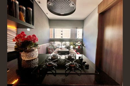 Apartamento à venda com 140m², 2 quartos e 4 vagas Apartamento à venda com 140m², 2 quartos e 4 vagasCozinha