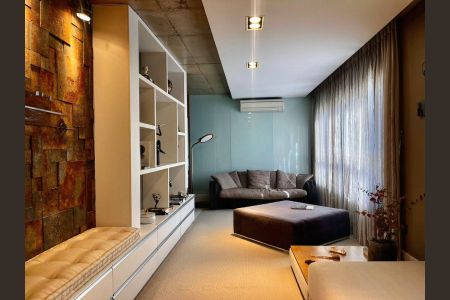 Apartamento à venda com 140m², 2 quartos e 4 vagas Apartamento à venda com 140m², 2 quartos e 4 vagasSala de Estar