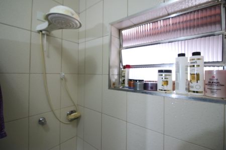 Casa à venda com 160m², 3 quartos e 8 vagasBanheiro da Suíte