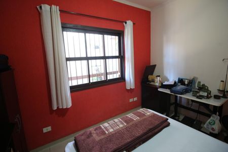 Casa à venda com 160m², 3 quartos e 8 vagasQuarto 2