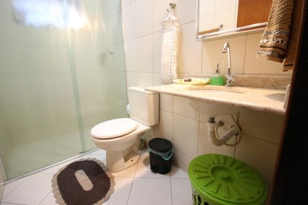 Casa à venda com 160m², 3 quartos e 8 vagasBanheiro