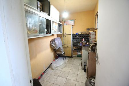 Casa à venda com 160m², 3 quartos e 8 vagasQuarto de Serviço