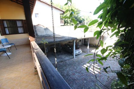 Casa à venda com 160m², 3 quartos e 8 vagasQuintal