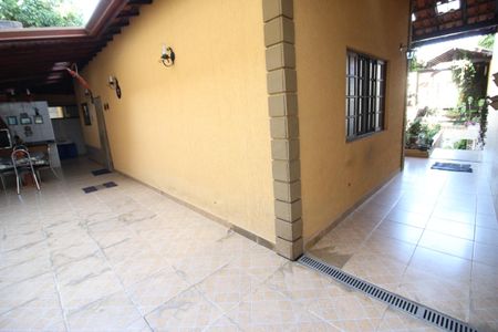 Casa à venda com 160m², 3 quartos e 8 vagasQuintal
