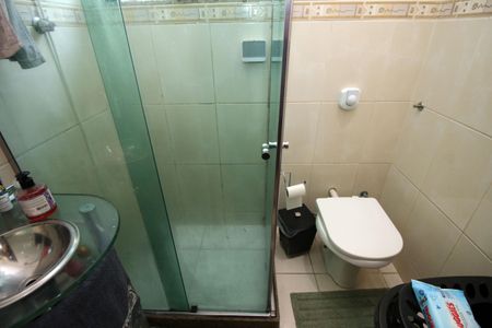 Apartamento à venda com 80m², 2 quartos e sem vagaBanheiro