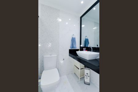 Apartamento à venda com 90m², 3 quartos e 2 vagas Apartamento à venda com 90m², 3 quartos e 2 vagasBanheiro Social