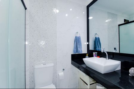 Apartamento à venda com 90m², 3 quartos e 2 vagas Apartamento à venda com 90m², 3 quartos e 2 vagasBanheiro Social