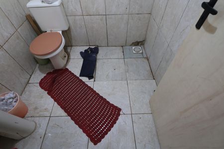 Casa à venda com 100m², 4 quartos e 2 vagasBanheiro Casa 2