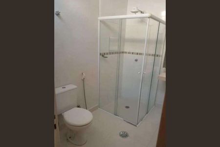 Casa para alugar com 300m², 2 quartos e 2 vagas Casa para alugar com 300m², 2 quartos e 2 vagasBanheiro