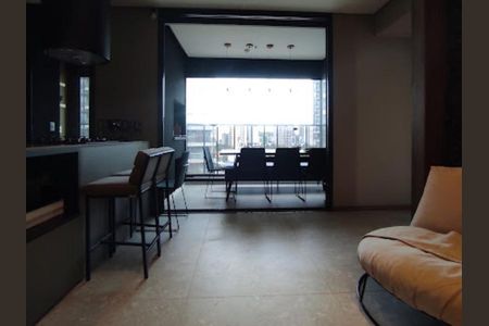 Apartamento à venda com 104m², 2 quartos e 2 vagasFoto 02