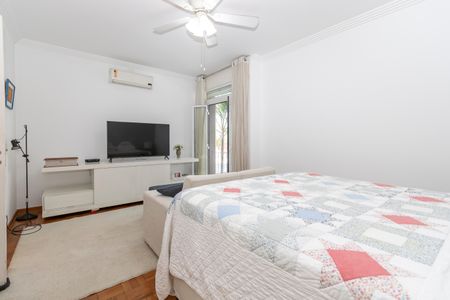 Casa à venda com 156m², 3 quartos e 2 vagas Casa à venda com 156m², 3 quartos e 2 vagasSuíte