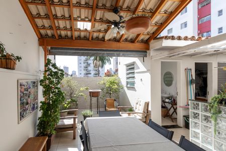 Casa à venda com 156m², 3 quartos e 2 vagas Casa à venda com 156m², 3 quartos e 2 vagasÁrea comum