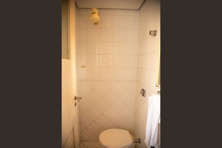 Apartamento à venda com 148m², 3 quartos e 3 vagas Apartamento à venda com 148m², 3 quartos e 3 vagasBanheiro de serviço