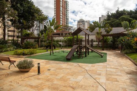 Apartamento à venda com 148m², 3 quartos e 3 vagas Apartamento à venda com 148m², 3 quartos e 3 vagasPlayground
