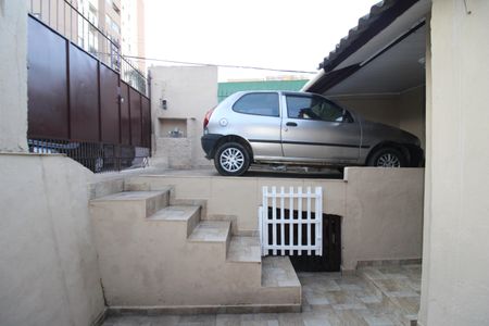Casa à venda com 300m², 2 quartos e 2 vagasGaragem