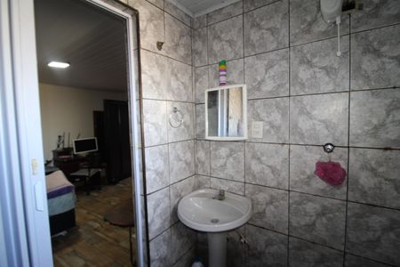 Casa à venda com 300m², 2 quartos e 2 vagasQuarto 2 - Banheiro