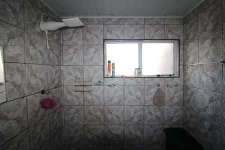 Casa à venda com 300m², 2 quartos e 2 vagasQuarto 2 - Banheiro