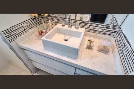 Apartamento à venda com 106m², 3 quartos e 2 vagasBanheiro Suíte 2