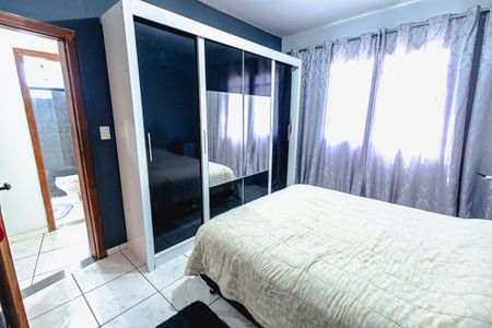 Casa à venda com 360m², 3 quartos e 3 vagas Casa à venda com 360m², 3 quartos e 3 vagasQuarto 1