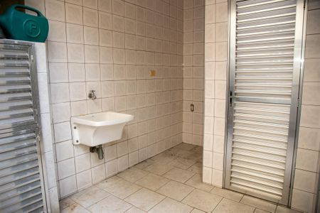 Casa à venda com 134m², 2 quartos e 1 vaga Casa à venda com 134m², 2 quartos e 1 vagaÁrea de Serviço