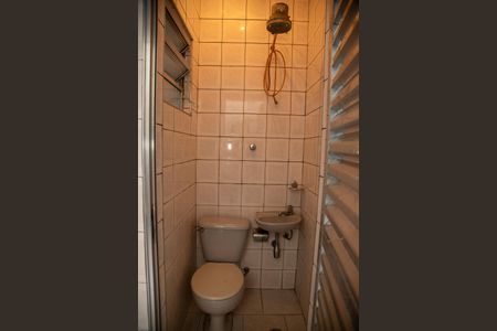 Casa à venda com 134m², 2 quartos e 1 vaga Casa à venda com 134m², 2 quartos e 1 vagaBanheiro de serviço