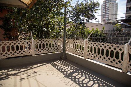 Casa à venda com 134m², 2 quartos e 1 vaga Casa à venda com 134m², 2 quartos e 1 vagaVaranda do Quarto