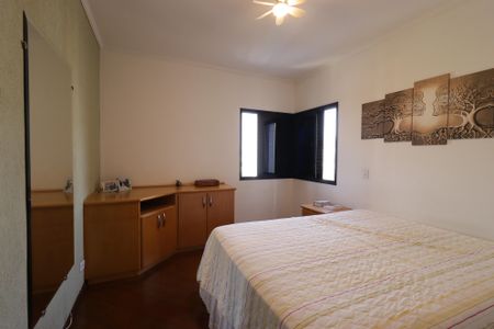 Apartamento à venda com 137m², 4 quartos e 2 vagasSuíte