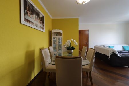 Apartamento à venda com 137m², 4 quartos e 2 vagasSala de Jantar