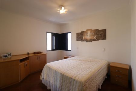 Apartamento à venda com 137m², 4 quartos e 2 vagasSuíte