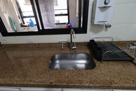 Apartamento à venda com 137m², 4 quartos e 2 vagasCozinha - Pia