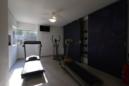 Apartamento à venda com 137m², 4 quartos e 2 vagasÁrea Comum - Academia