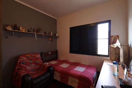 Apartamento à venda com 137m², 4 quartos e 2 vagasQuarto 2