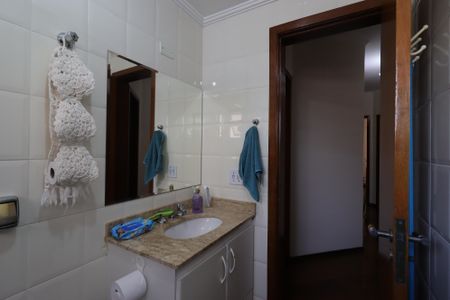 Apartamento à venda com 137m², 4 quartos e 2 vagasBanheiro Social