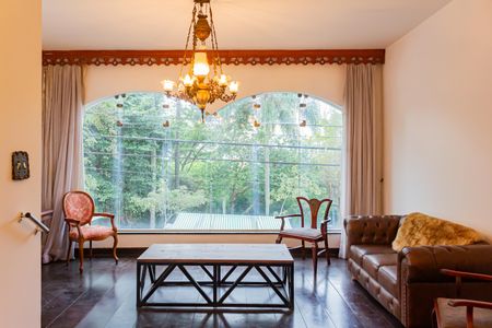 Casa à venda com 400m², 5 quartos e 4 vagasSala