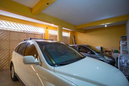 Casa à venda com 212m², 3 quartos e 3 vagas Casa à venda com 212m², 3 quartos e 3 vagasGaragem