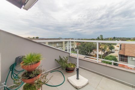 Casa de condomínio à venda com 182m², 3 quartos e 2 vagas Casa de condomínio à venda com 182m², 3 quartos e 2 vagasVaranda