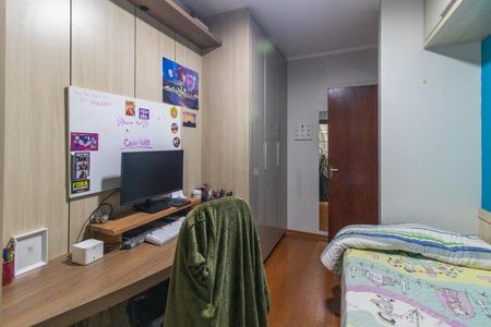 Casa de condomínio à venda com 182m², 3 quartos e 2 vagas Casa de condomínio à venda com 182m², 3 quartos e 2 vagasQuarto 1