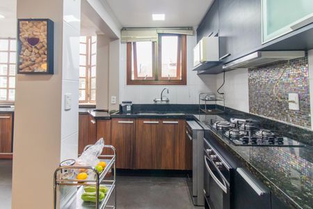 Casa de condomínio à venda com 182m², 3 quartos e 2 vagas Casa de condomínio à venda com 182m², 3 quartos e 2 vagasCozinha