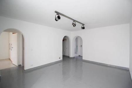 Apartamento à venda com 75m², 2 quartos e 1 vagaSala