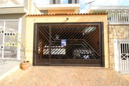 Casa à venda com 200m², 3 quartos e 2 vagasFachada