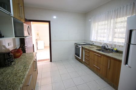 Casa à venda com 200m², 3 quartos e 2 vagasCozinha