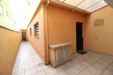 Casa à venda com 200m², 3 quartos e 2 vagasQuintal