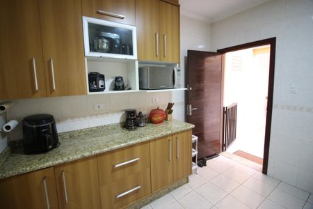 Casa à venda com 200m², 3 quartos e 2 vagasCozinha